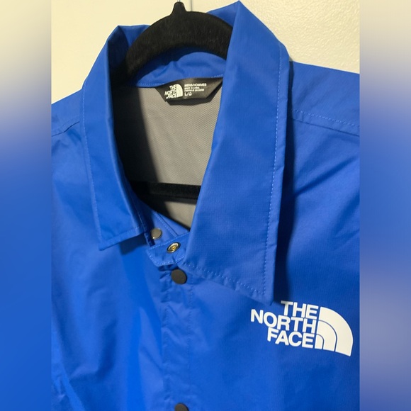 The North Face Coach Rain Jacket - Picture 6 of 10